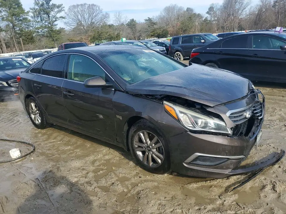 2017 HYUNDAI SONATA SE  