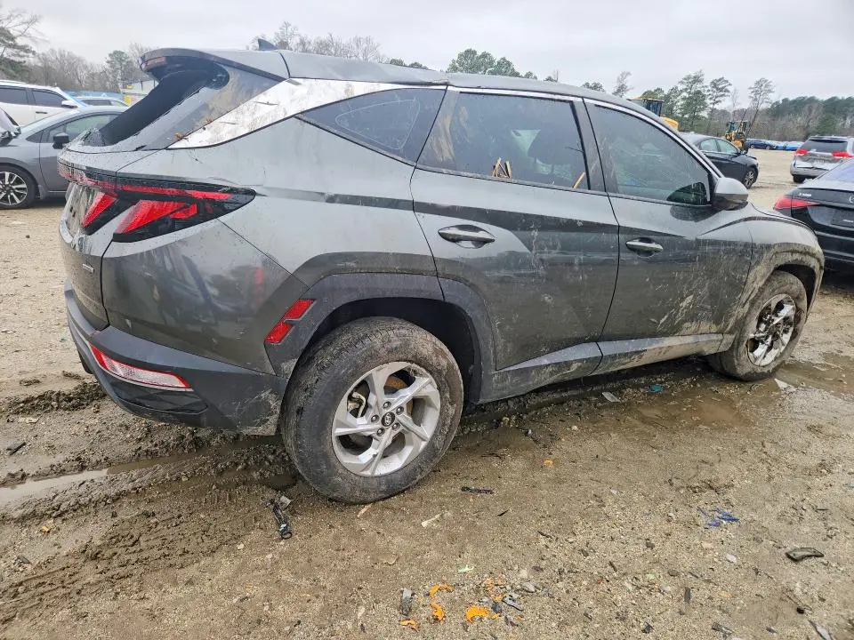 2023 HYUNDAI TUCSON SE  