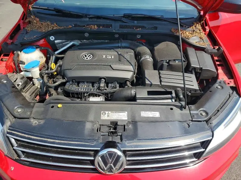 2016 VOLKSWAGEN JETTA SPORT  