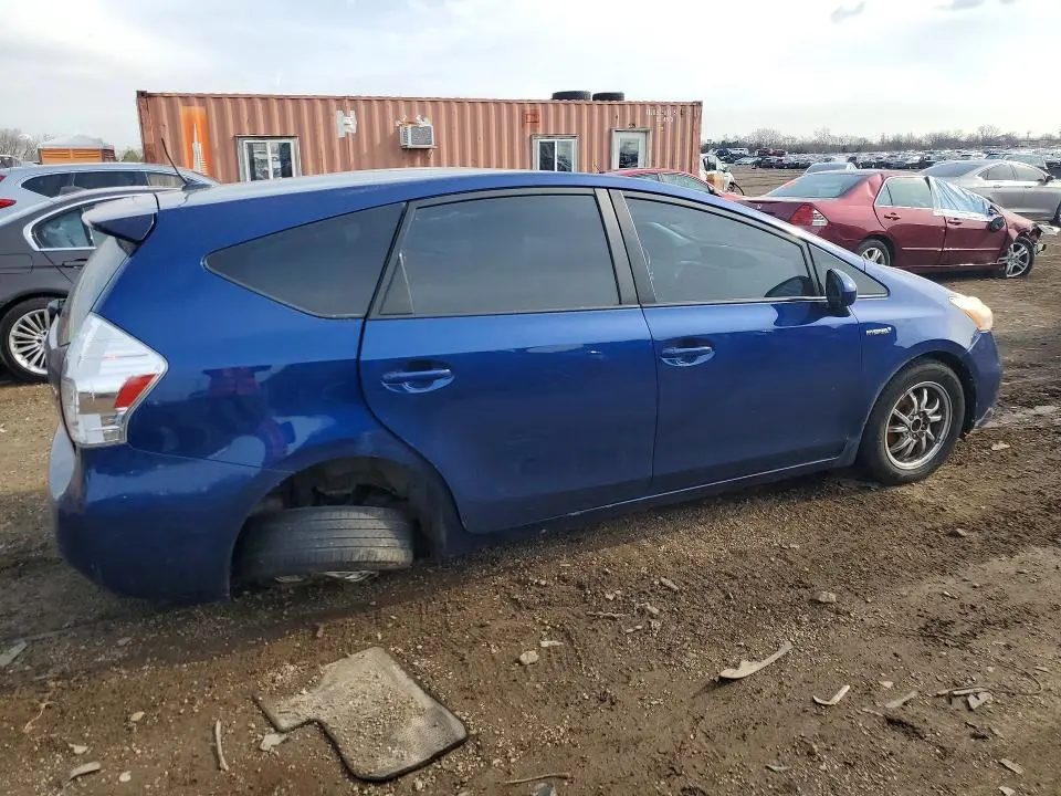 2012 TOYOTA PRIUS V THREE  