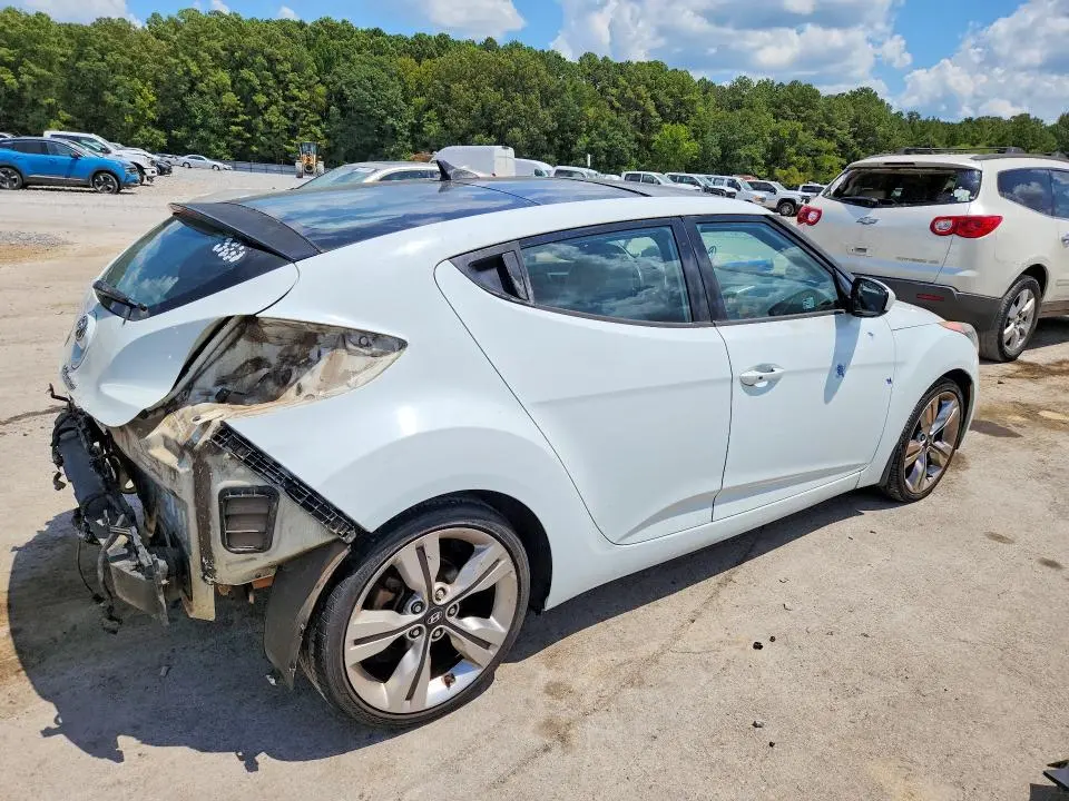 2013 HYUNDAI VELOSTER BASE  