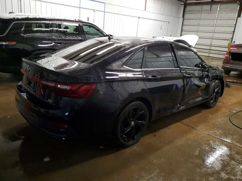 2025 VOLKSWAGEN JETTA SE  