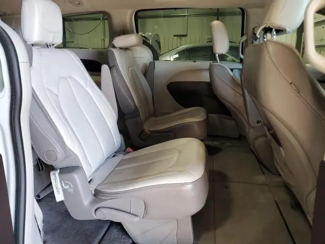 2021 CHRYSLER VOYAGER LXI  