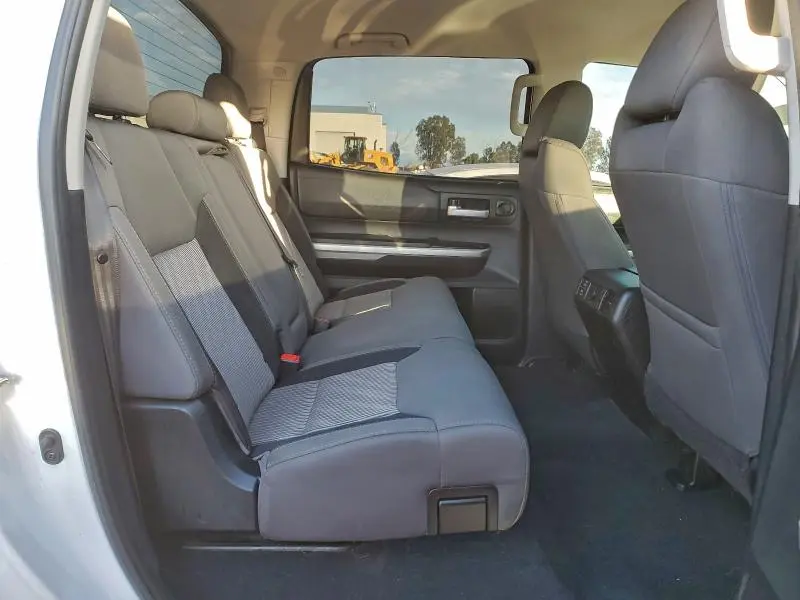 2014 TOYOTA TUNDRA CREWMAX SR5  