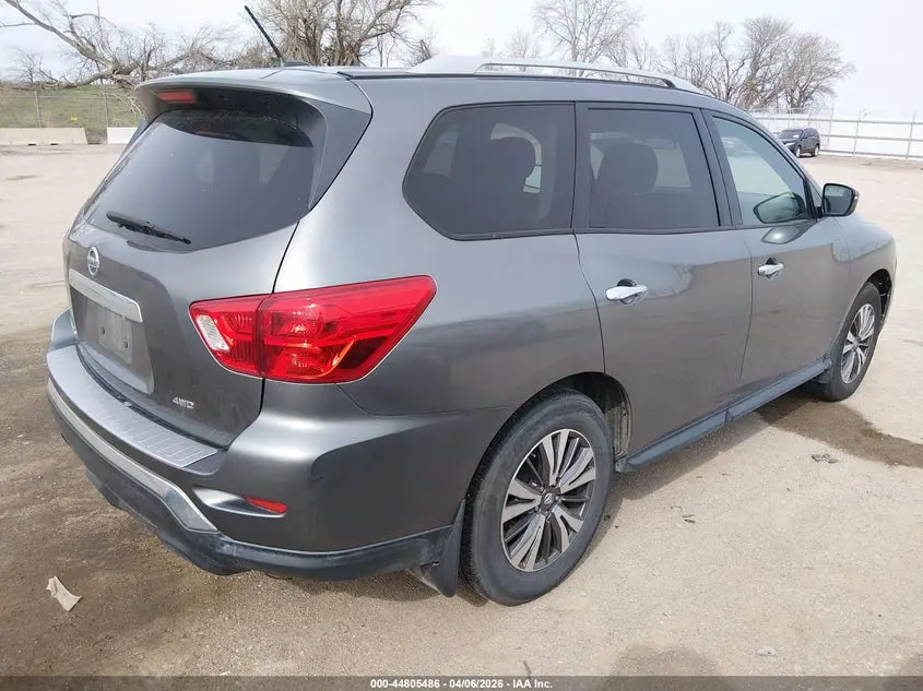 2017 NISSAN PATHFINDER S