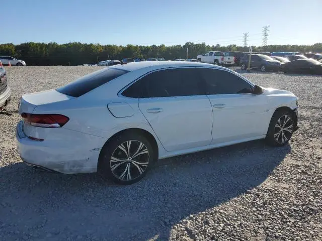 2021 VOLKSWAGEN PASSAT SE  