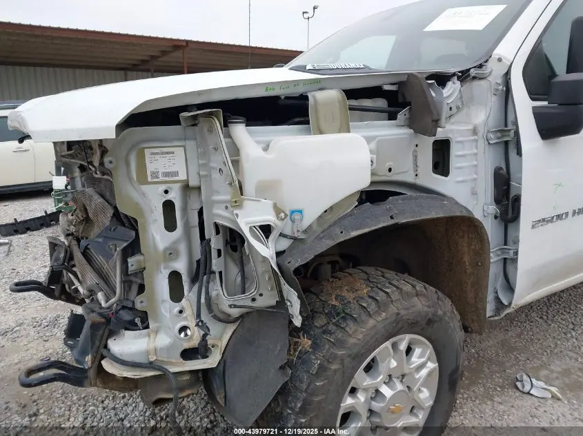 2021 CHEVROLET SILVERADO 2500HD 4WD  STANDARD BED LT