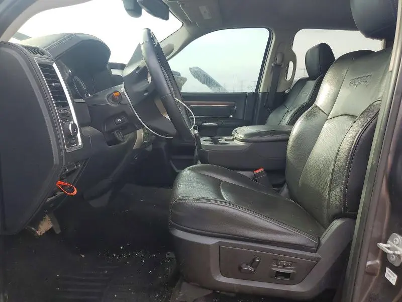 2016 RAM 1500 LARAMIE  