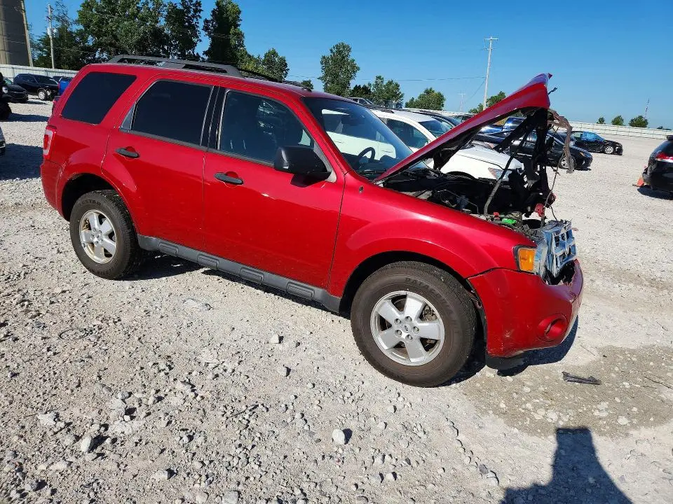2010 FORD ESCAPE XLT  