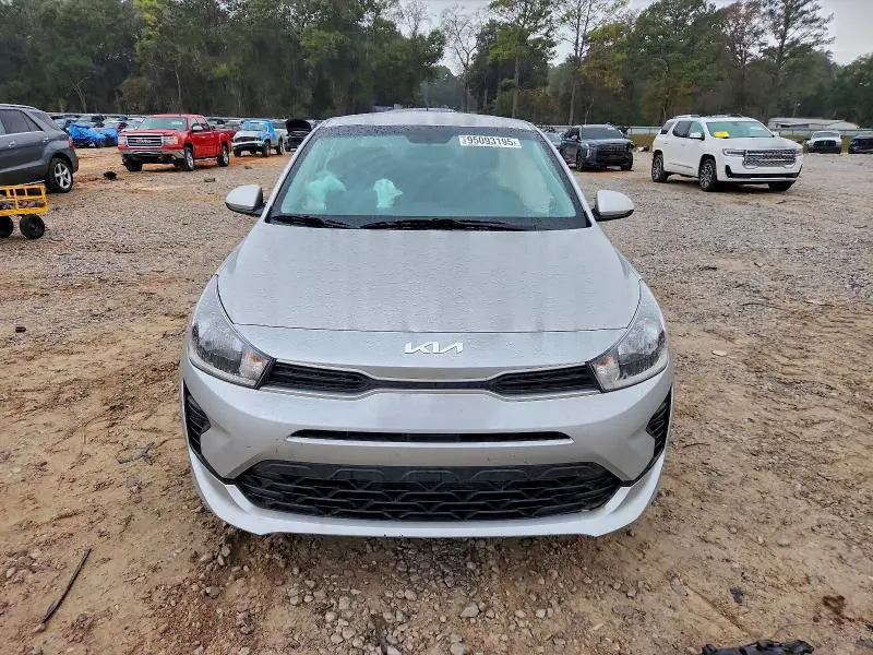 2023 KIA RIO LX  