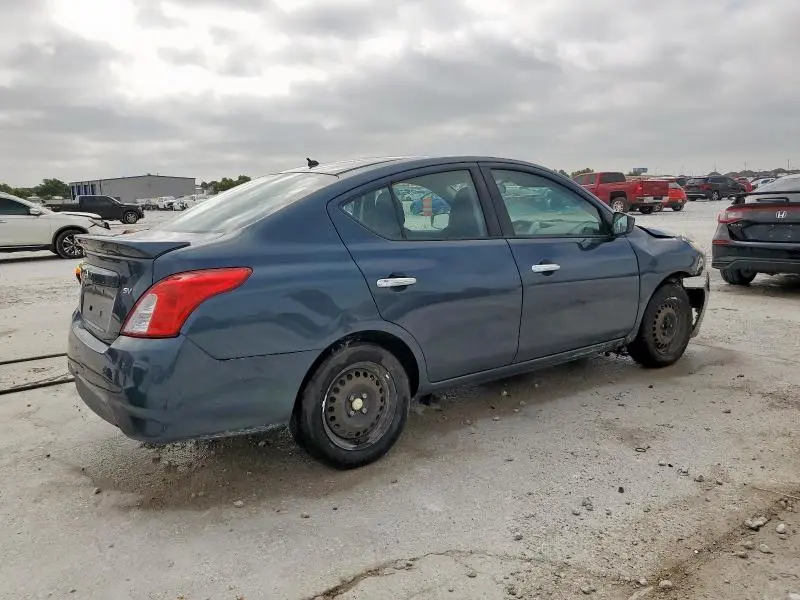 2017 NISSAN VERSA S  