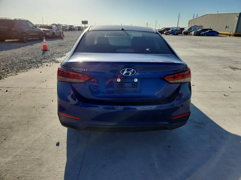 2022 HYUNDAI ACCENT SE  