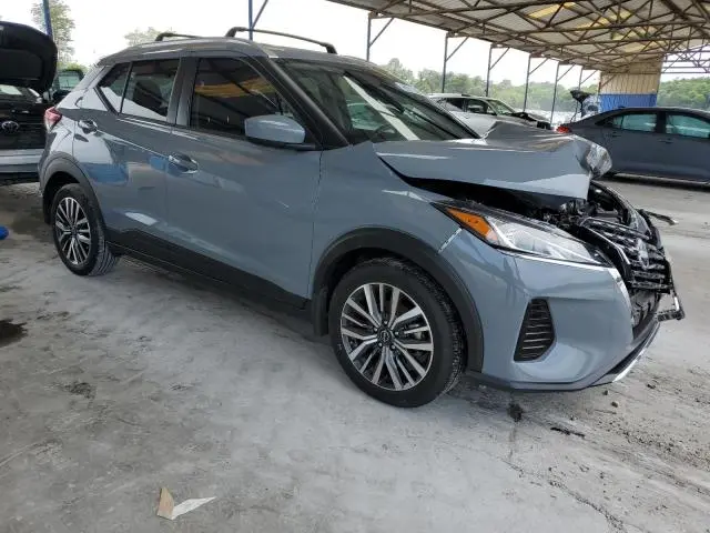 2024 NISSAN KICKS SV  