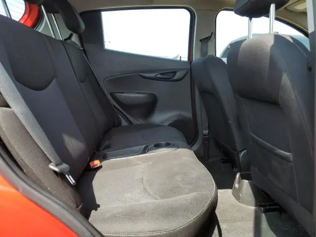 2016 CHEVROLET SPARK 1LT  