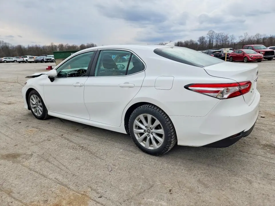 2020 TOYOTA CAMRY LE  