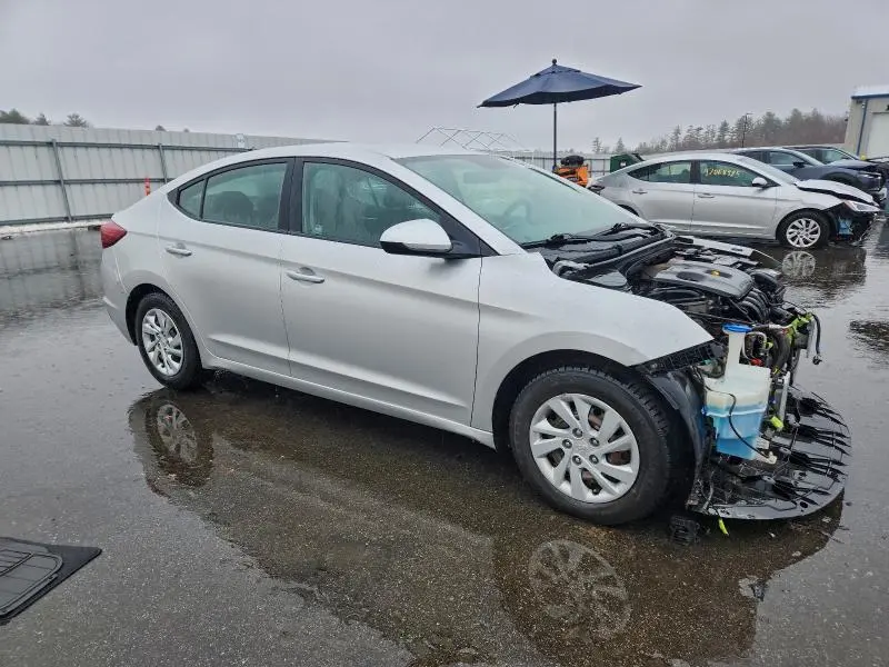 2019 HYUNDAI ELANTRA SE  