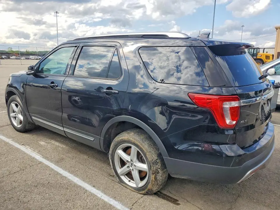 2016 FORD EXPLORER XLT  