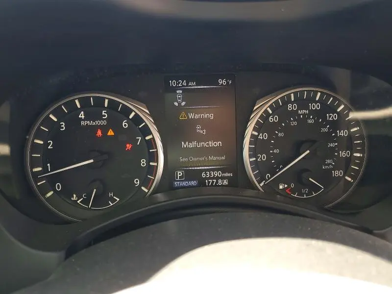 2021 INFINITI Q50 LUXE  