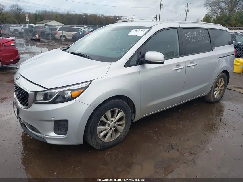 2017 KIA SEDONA LX
