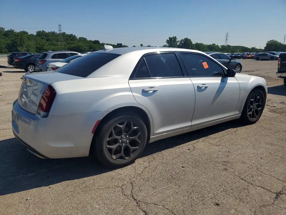 2019 CHRYSLER 300 TOURING  