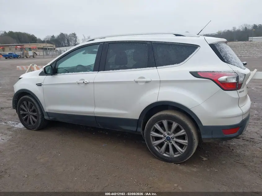 2017 FORD ESCAPE TITANIUM