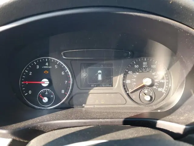2018 KIA SORENTO LX  