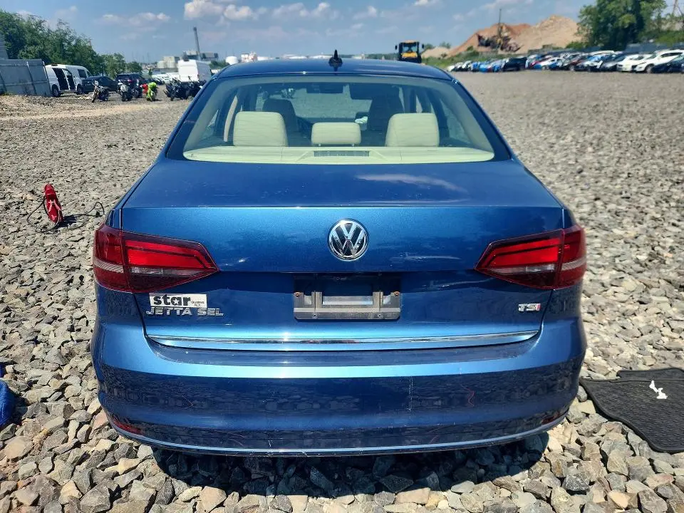2017 VOLKSWAGEN JETTA SEL  