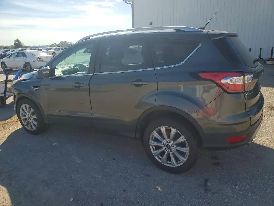 2017 FORD ESCAPE TITANIUM  