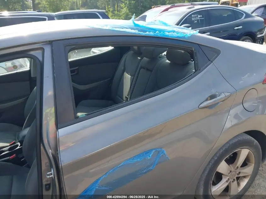 2013 HYUNDAI ELANTRA GLS
