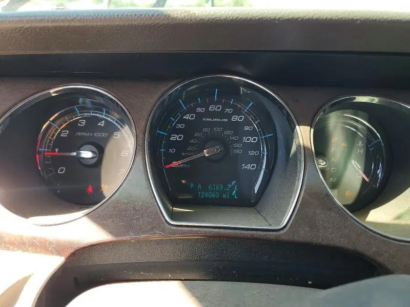 2012 FORD TAURUS LIMITED  