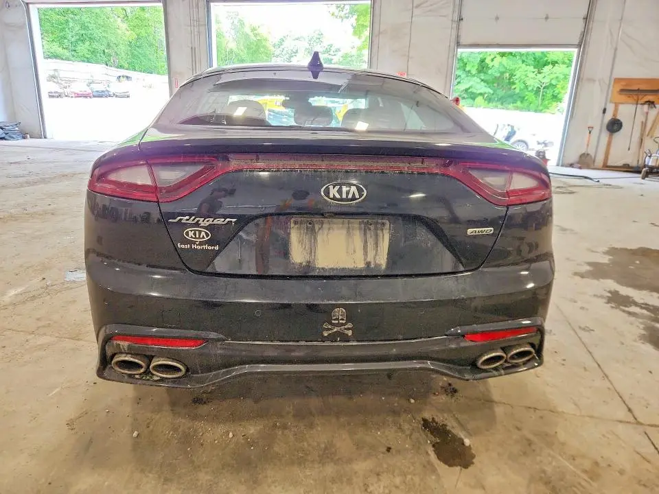2018 KIA STINGER PREMIUM  
