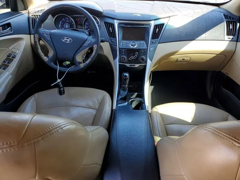 2011 HYUNDAI SONATA GLS  