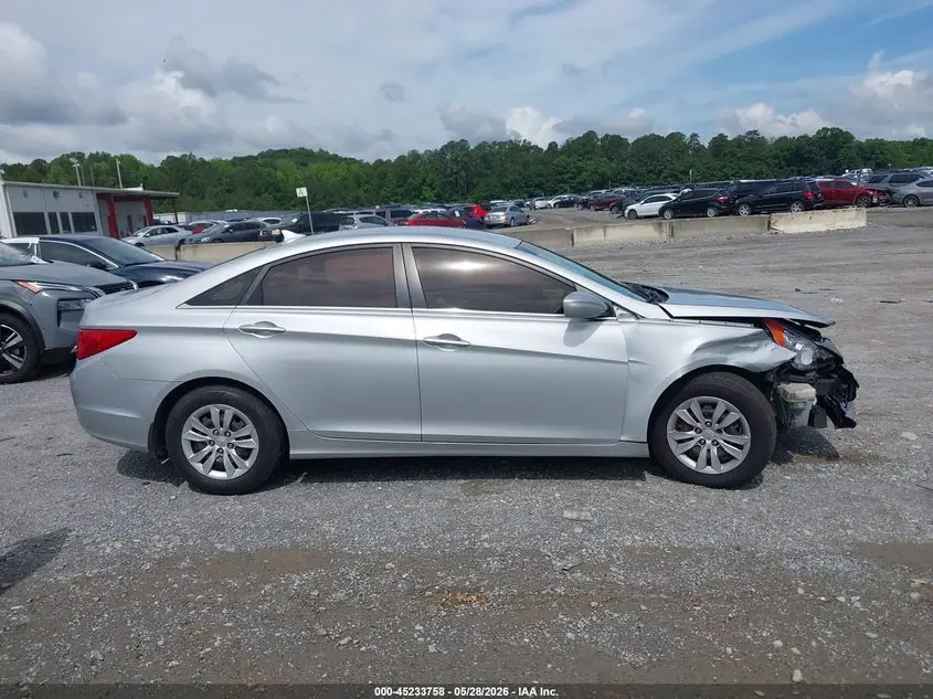 2011 HYUNDAI SONATA GLS