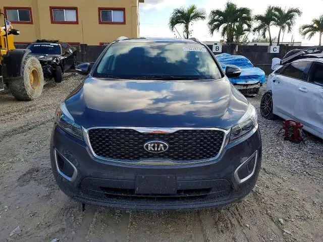 2018 KIA SORENTO LX  