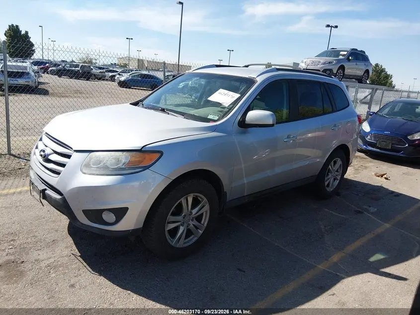 2012 HYUNDAI SANTA FE SE