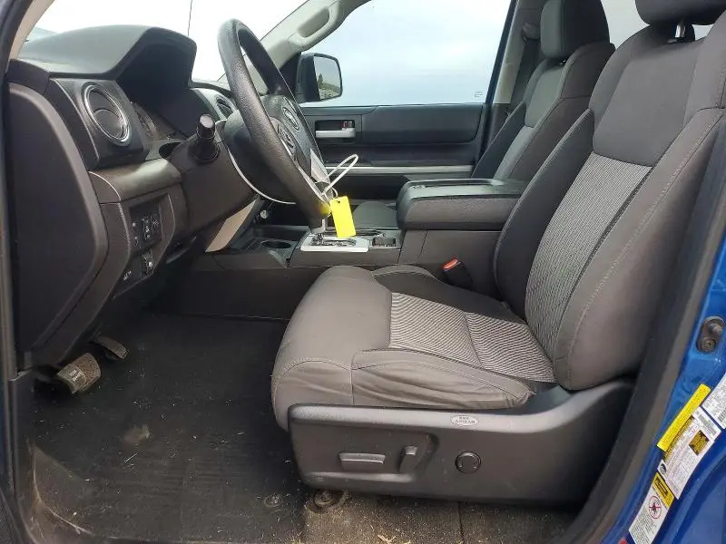 2016 TOYOTA TUNDRA SR5  