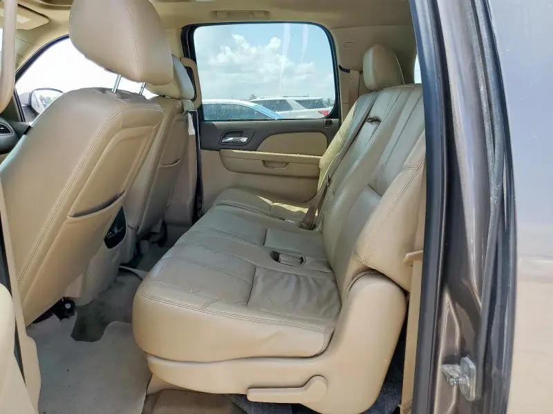 2013 CHEVROLET SUBURBAN C1500 LT  