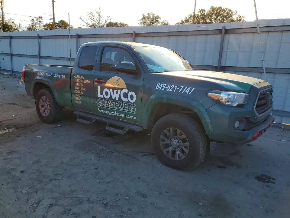 2018 TOYOTA TACOMA SR5 V6  