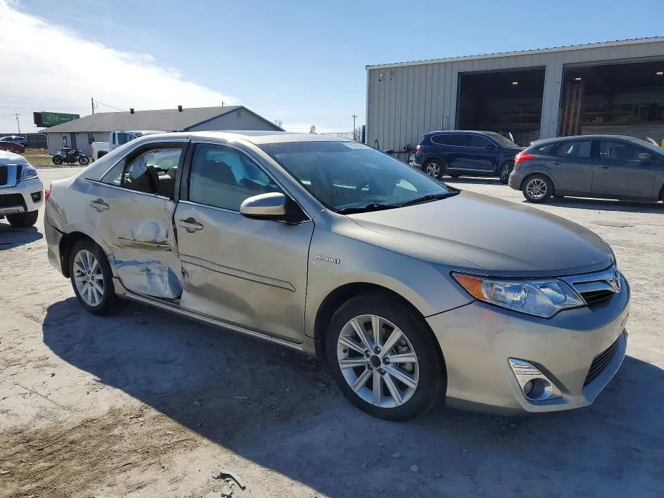 2013 TOYOTA CAMRY HYBRID  