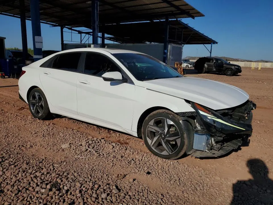 2023 HYUNDAI ELANTRA LIMITED  