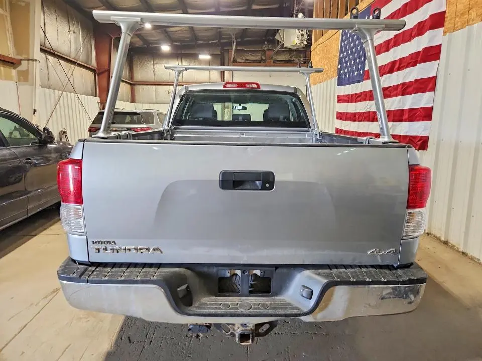 2010 TOYOTA TUNDRA DOUBLE CAB SR5  
