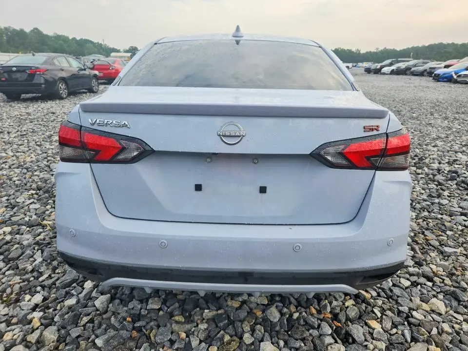2024 NISSAN VERSA SR  