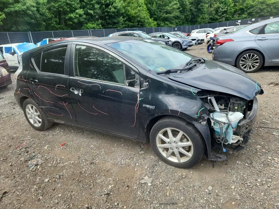 2012 TOYOTA PRIUS C THREE  