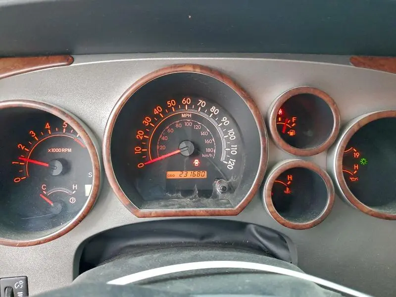 2011 TOYOTA TUNDRA GRADE  