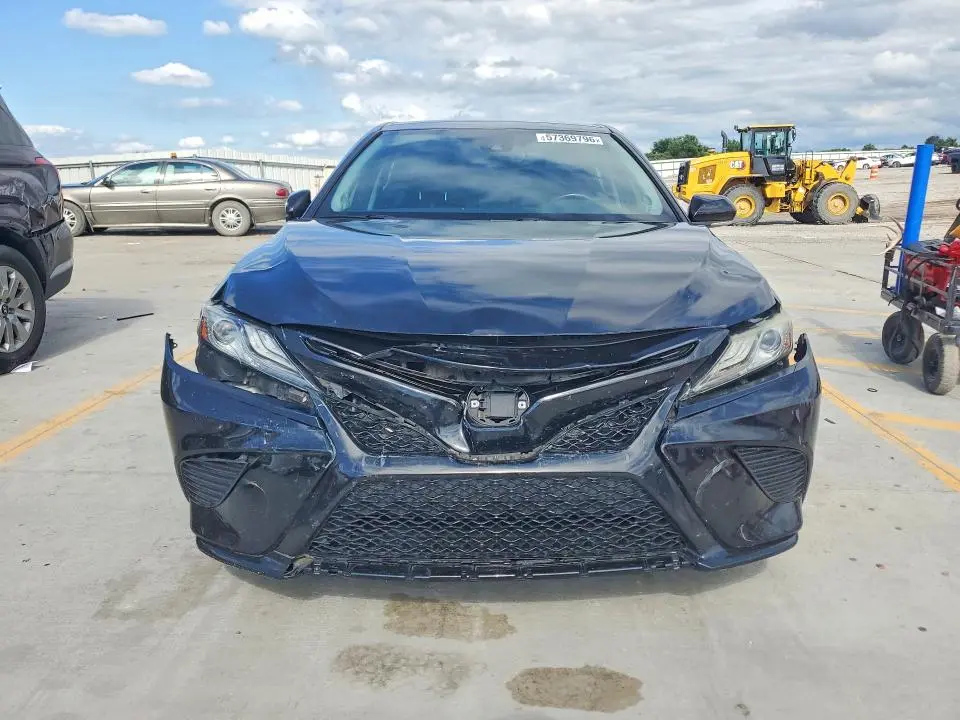 2019 TOYOTA CAMRY XSE V6  