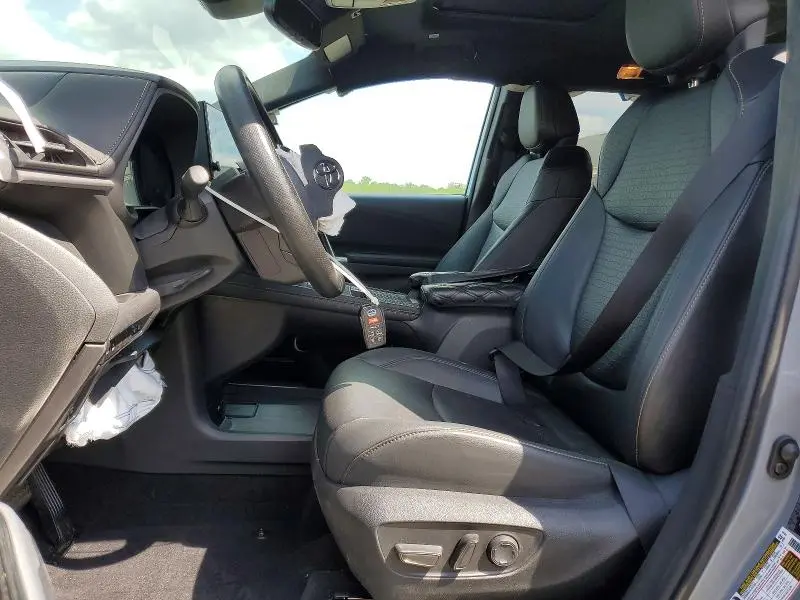 2025 TOYOTA SIENNA WOODLAND EDITION  