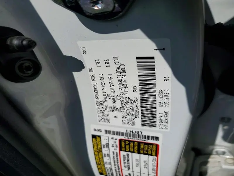 2017 TOYOTA TUNDRA SR  