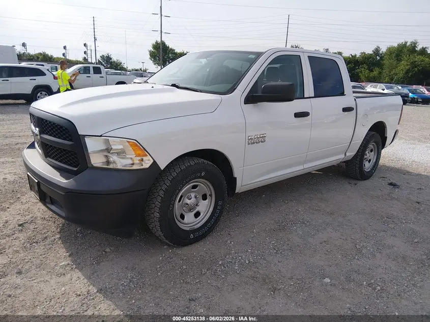 2017 RAM 1500 TRADESMAN  4X2 5'7 BOX