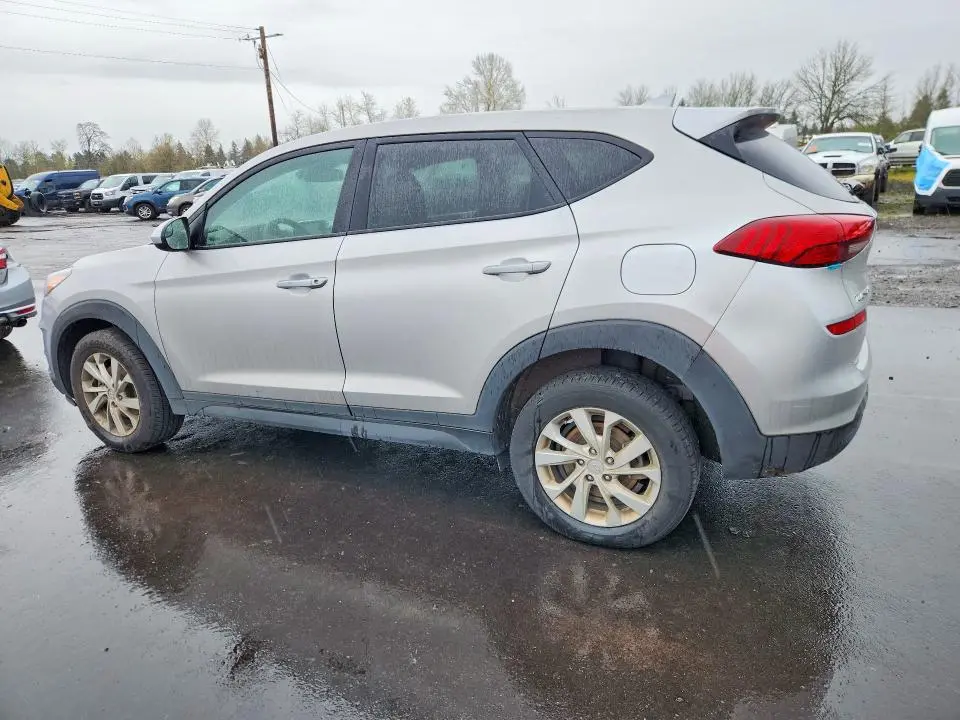 2020 HYUNDAI TUCSON SE  