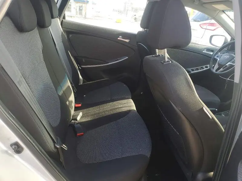 2014 HYUNDAI ACCENT GS  